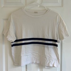 Brandy Melville cropped tee